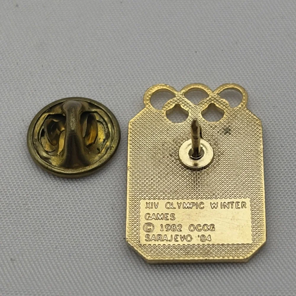 1984 Sarajevo Winter Olympic Games XIV Logo Lapel Hat Pin